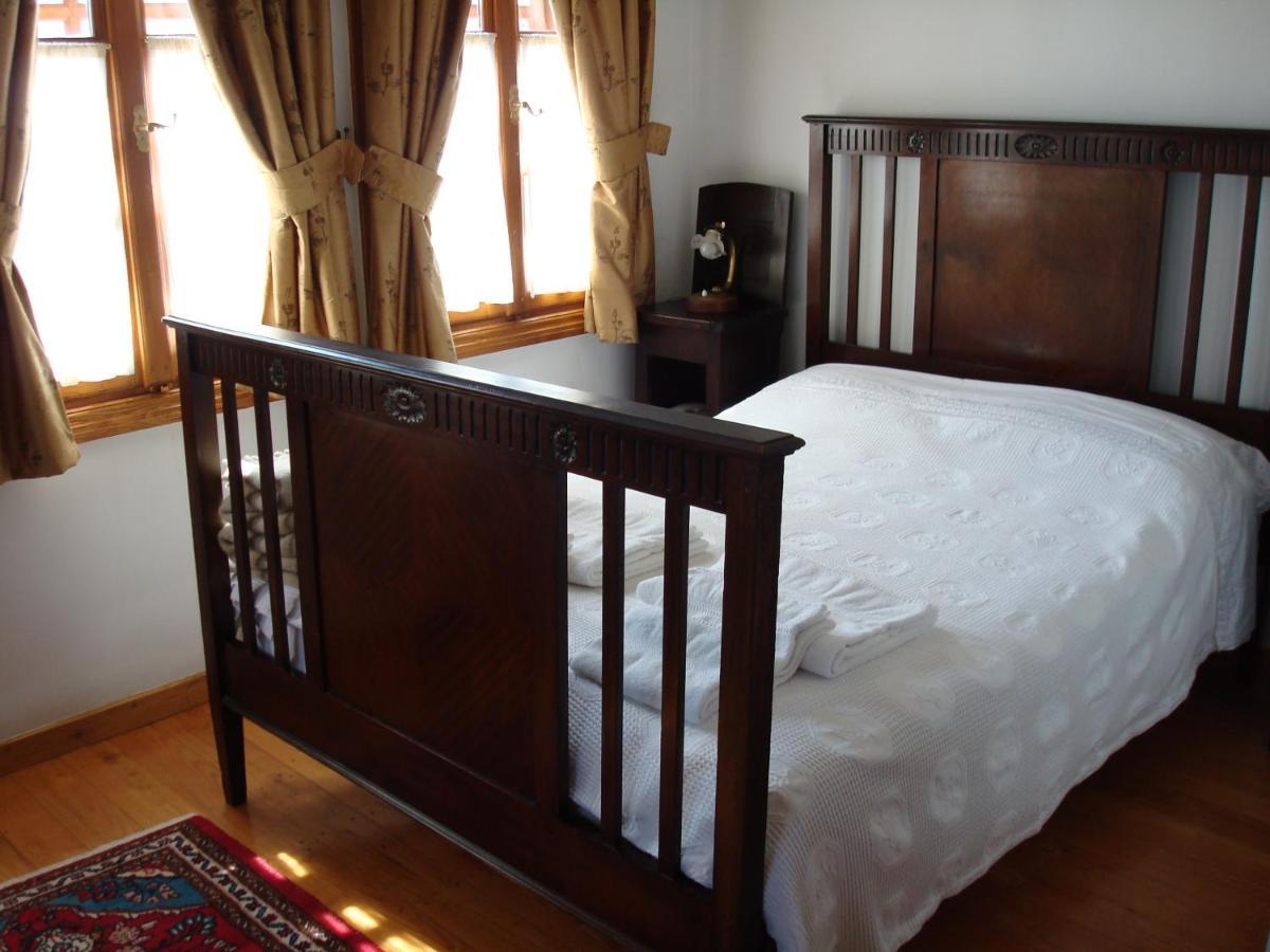 Oikia Alexandrou Traditional Inn Arnaia Eksteriør billede