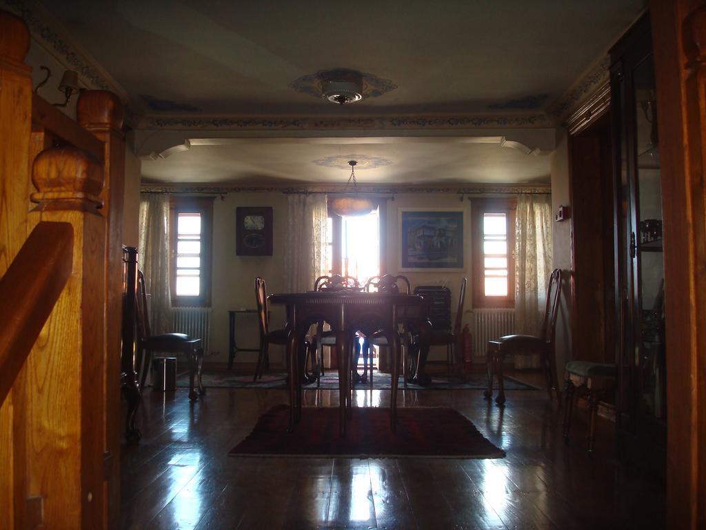Oikia Alexandrou Traditional Inn Arnaia Eksteriør billede