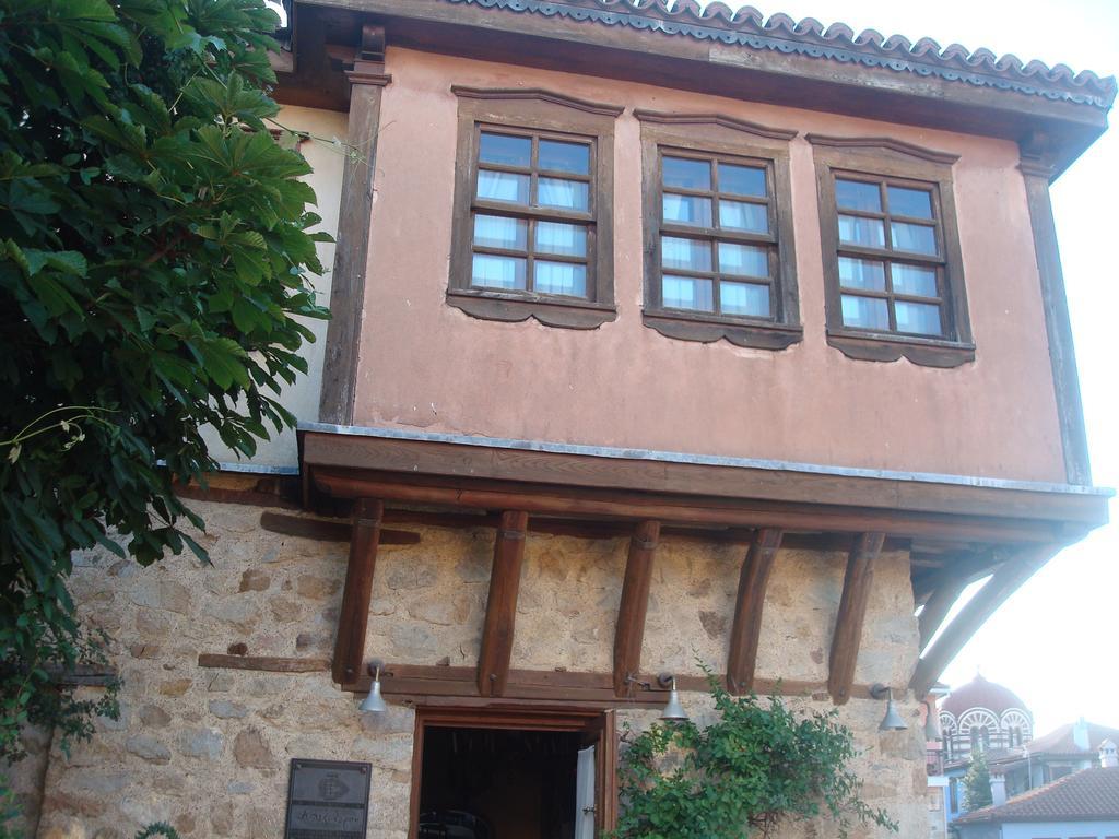 Oikia Alexandrou Traditional Inn Arnaia Eksteriør billede