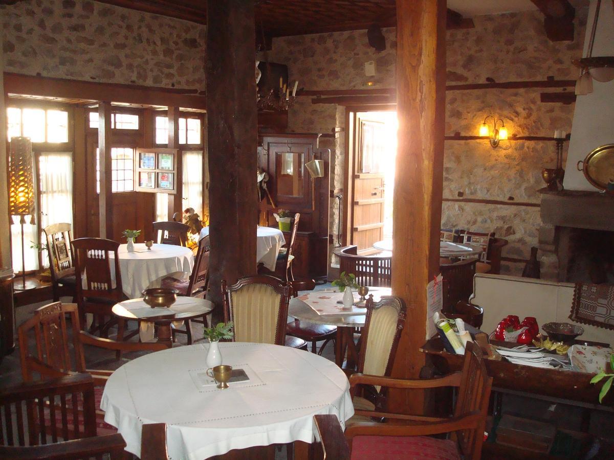 Oikia Alexandrou Traditional Inn Arnaia Eksteriør billede