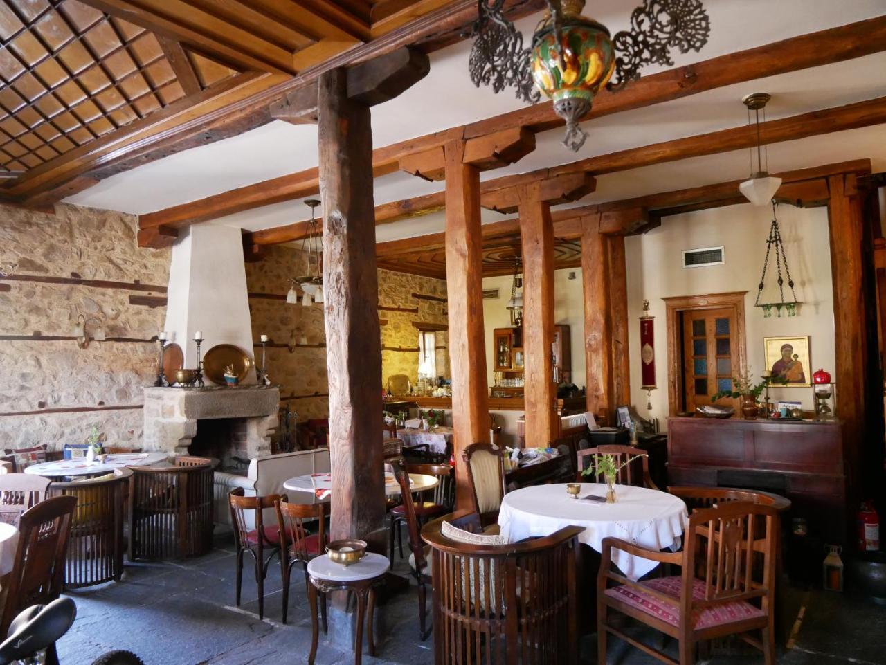 Oikia Alexandrou Traditional Inn Arnaia Eksteriør billede
