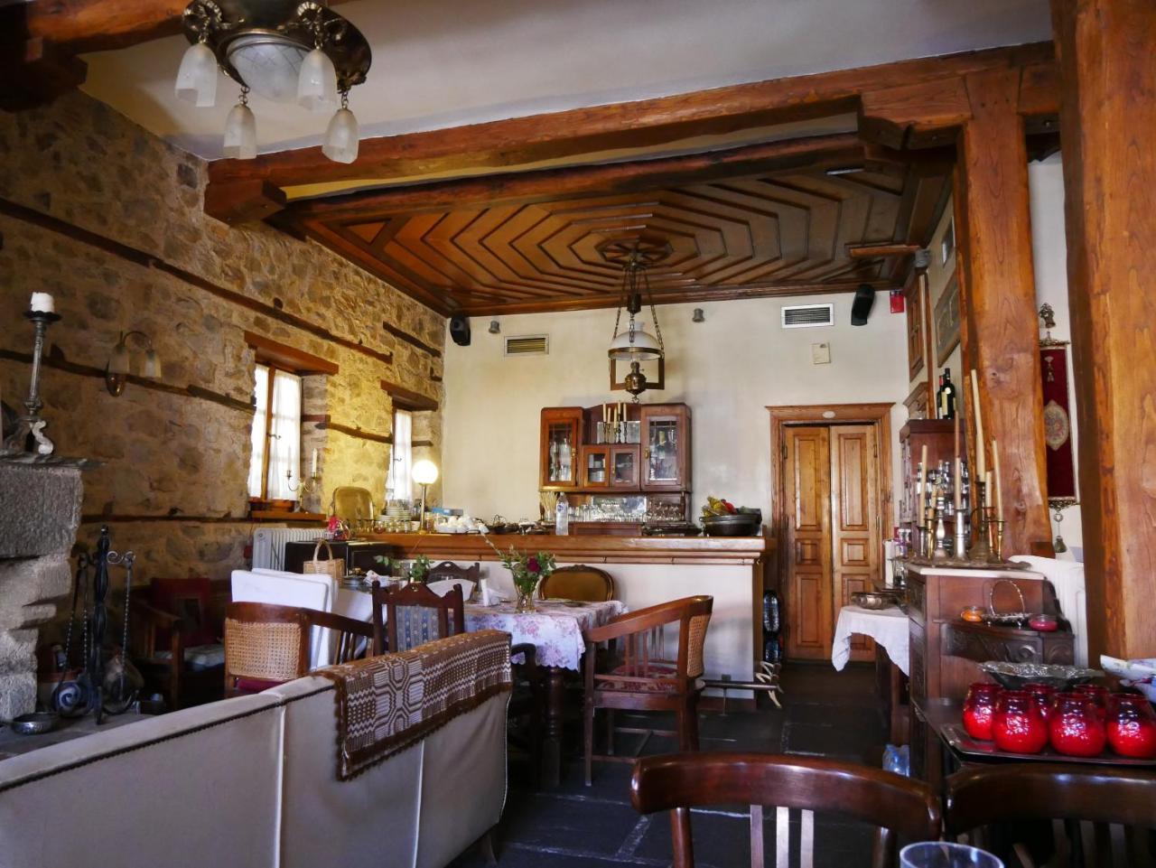 Oikia Alexandrou Traditional Inn Arnaia Eksteriør billede