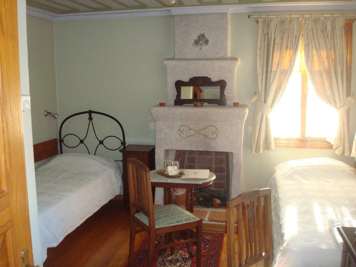 Oikia Alexandrou Traditional Inn Arnaia Eksteriør billede
